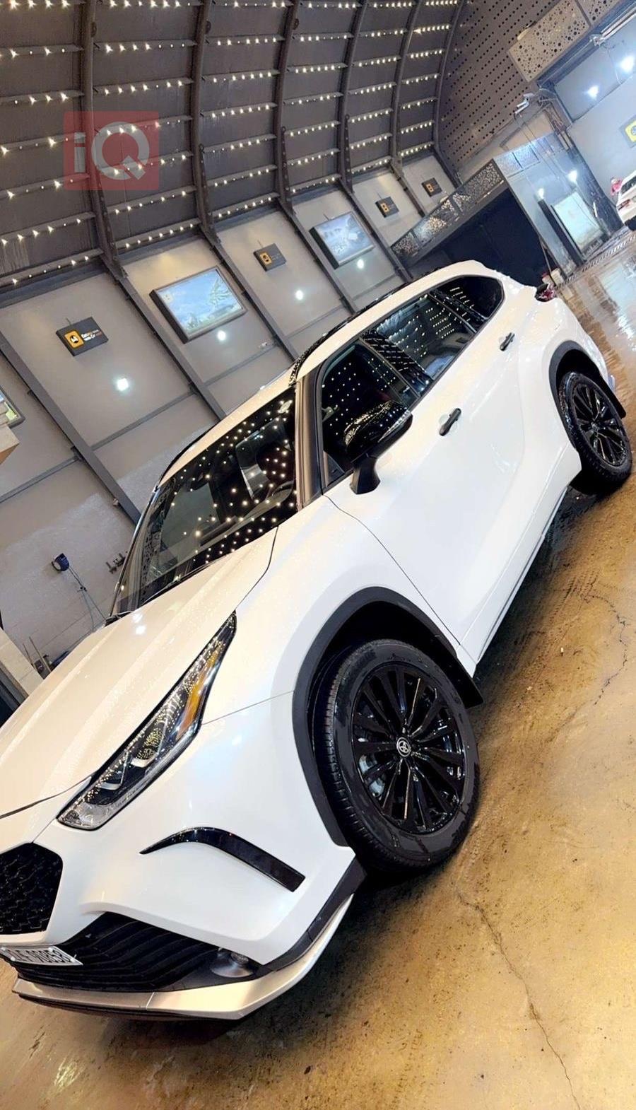 تۆیۆتا هایلاندەر